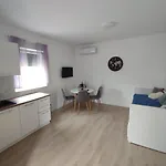 Apartman Anamarija *